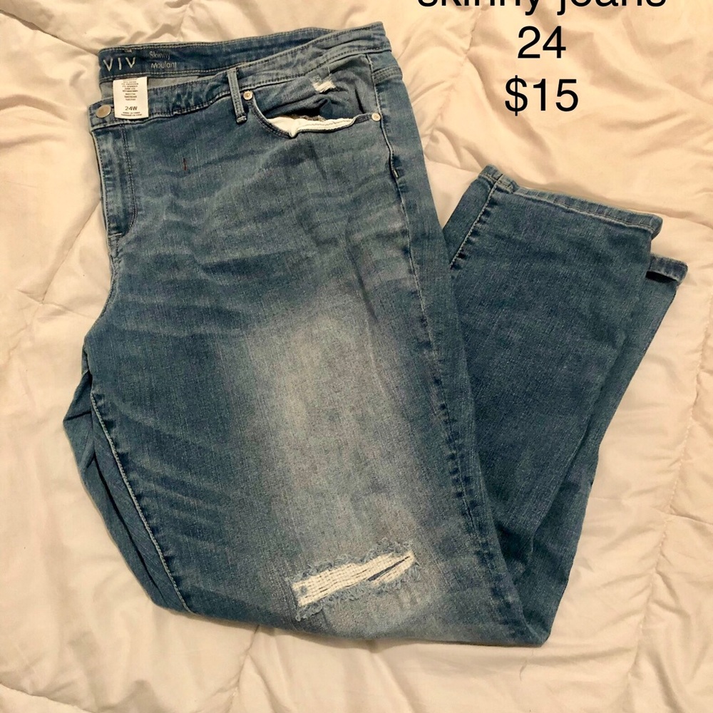 Ava & Viv distressed skinny jeans